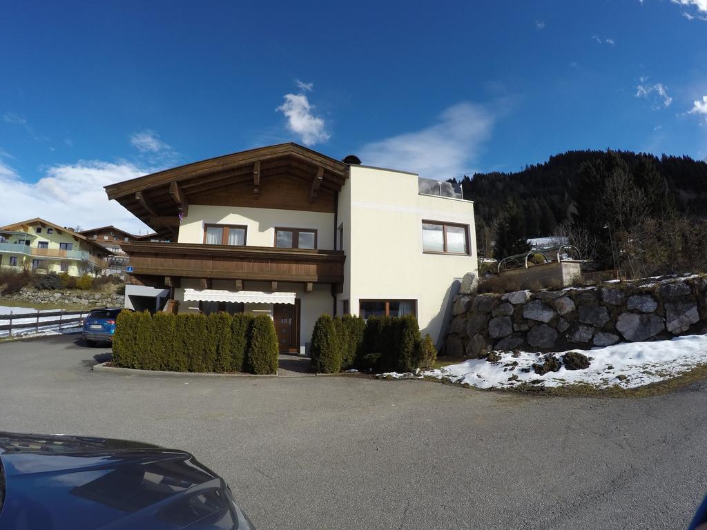 Appartement Felix คาพรูน ภายนอก รูปภาพ
